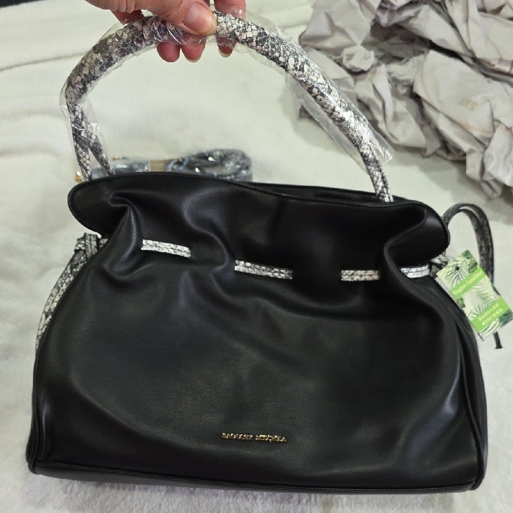 Badgley Mischka Black Shoulder Bag Snake 🐍 print Strap Crossbody - Picture 7 of 9
